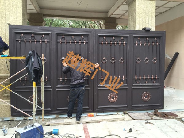 電動(dòng)門機(jī)