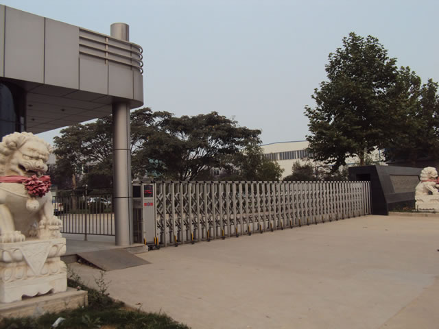 衡水宇騰汽車零部件有限公司電動伸縮門案例 - 中出網(wǎng)-智能出入口與停車充電門戶