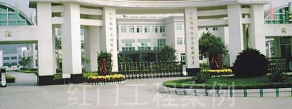 懷化制藥廠電動伸縮門案例 - 中出網(wǎng)-智能出入口與停車充電門戶