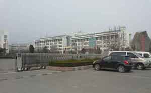 泰安泰山職業(yè)技術(shù)學(xué)院伸縮門案例