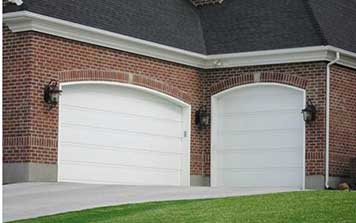 車(chē)庫(kù)門(mén)