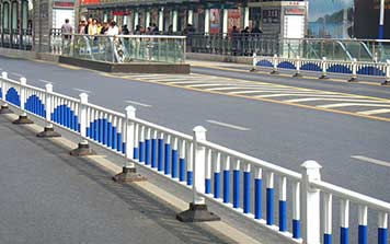 鋅鋼護(hù)欄 - 交通護(hù)欄