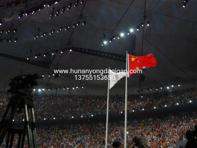 錐形風(fēng)動內(nèi)置式旗桿