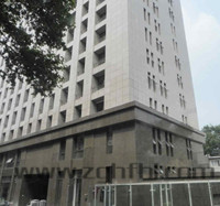 南京萬和尊邸護(hù)欄案例 - 中出網(wǎng)-智能出入口與停車充電門戶