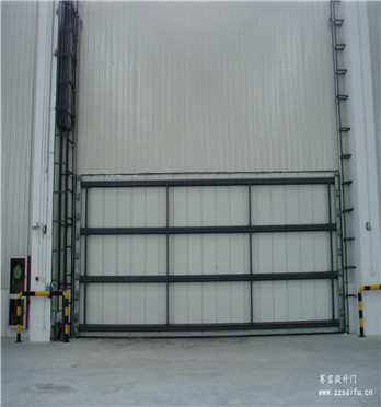 工業(yè)提升門