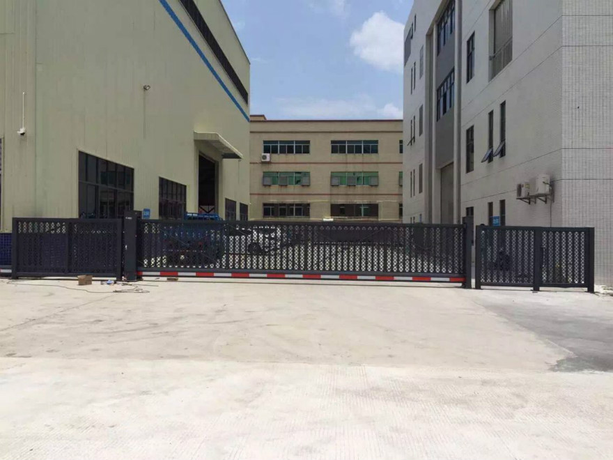 惠州大亞灣遠大石化有限公司懸浮門工程案例 - 中出網(wǎng)-智能出入口與停車充電門戶