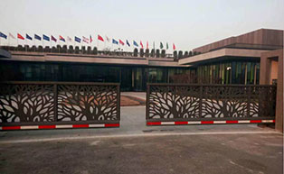 江蘇無錫CM760對(duì)開懸浮門工程案例