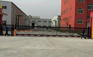 平湖廣奕五金鎖具有限公司懸浮門工程案例