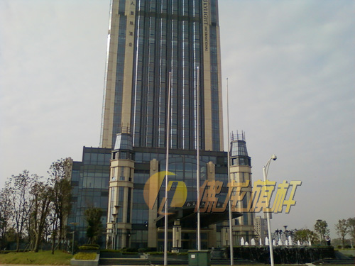 南昌格蘭云天國(guó)際酒店旗桿案例 - 中出網(wǎng)-智能出入口與停車充電門(mén)戶