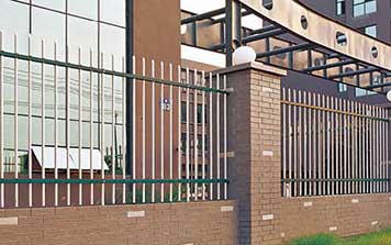 鋅鋼護欄 - 兩桿熱鍍鋅噴護欄