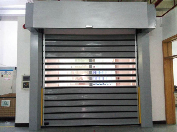 硬質(zhì)快速門