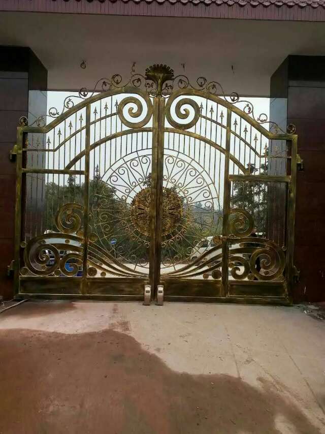 鐵藝大門(mén)