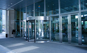 KM023系列手動(dòng)旋轉(zhuǎn)門