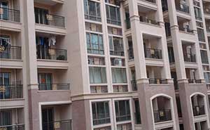 星河灣護(hù)欄案例 - 中出網(wǎng)-智能出入口與停車充電門戶