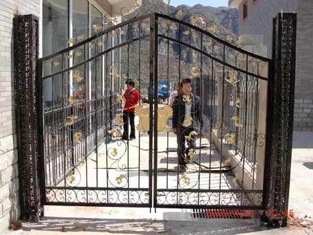 鐵藝大門(mén)