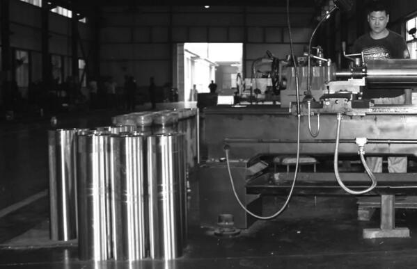 【卓奧世鵬】防撞升降柱研發(fā)的大國工匠之心