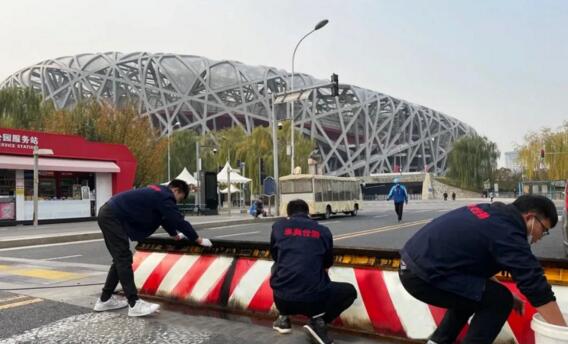 卓奧世鵬以行動踐行使命 ——加強重點單位設(shè)備巡檢，全力保障全國兩會周界安全