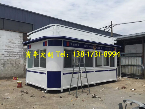 交通警察治安崗?fù)? /></div>
        <div   id=