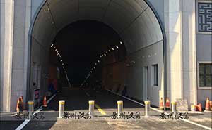 溧陽水電站防沖撞型液壓升降柱案例 - 中出網(wǎng)-智能出入口與停車充電門戶