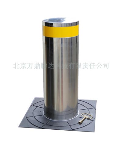 半自動升降路樁