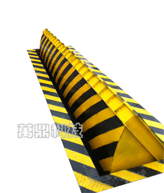 液壓防恐路障機(jī)