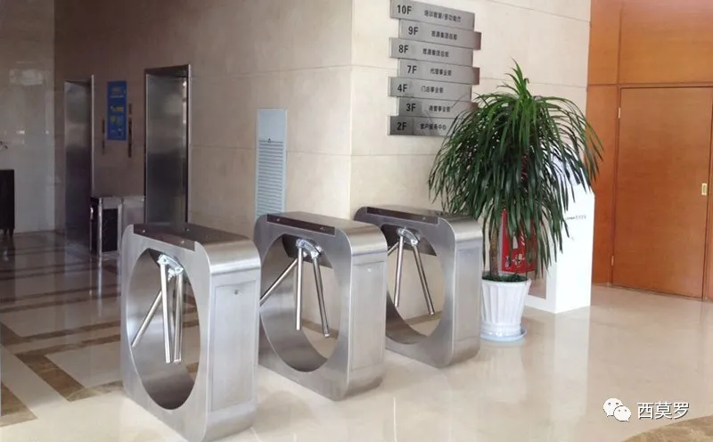 北京思源集團-圓弧三輥閘