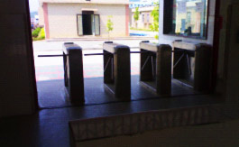 韶關(guān)武江沐溪工業(yè)園康瑞通道閘案例