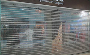 水晶卷簾門 - 水晶卷閘門