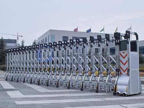 豪華電動(dòng)伸縮門(mén)