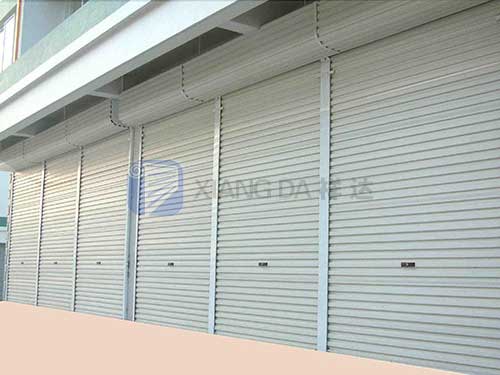 廠(chǎng)庫(kù)車(chē)庫(kù)門(mén)