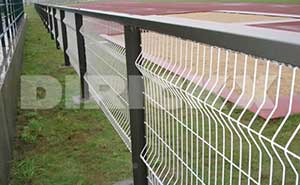 上海金山體育場(chǎng)護(hù)欄案例