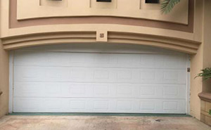 卷簾車庫門 - 卷簾車庫門