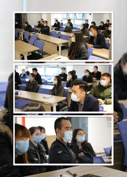 同事們認(rèn)真學(xué)習(xí)