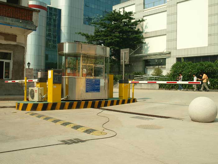 福建廈門(mén)醫(yī)藥公司道閘案例 - 中出網(wǎng)-智能出入口與停車(chē)充電門(mén)戶(hù)