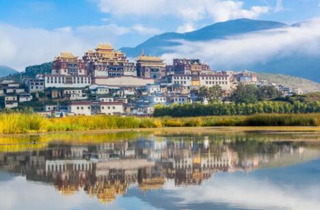 香格里拉機(jī)場(chǎng)智慧停車上線