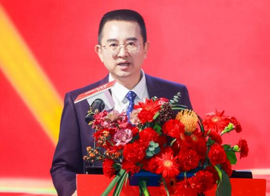 狄耐克董事長、總經(jīng)理 繆國棟