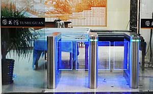 廣州圖書館速通門案例