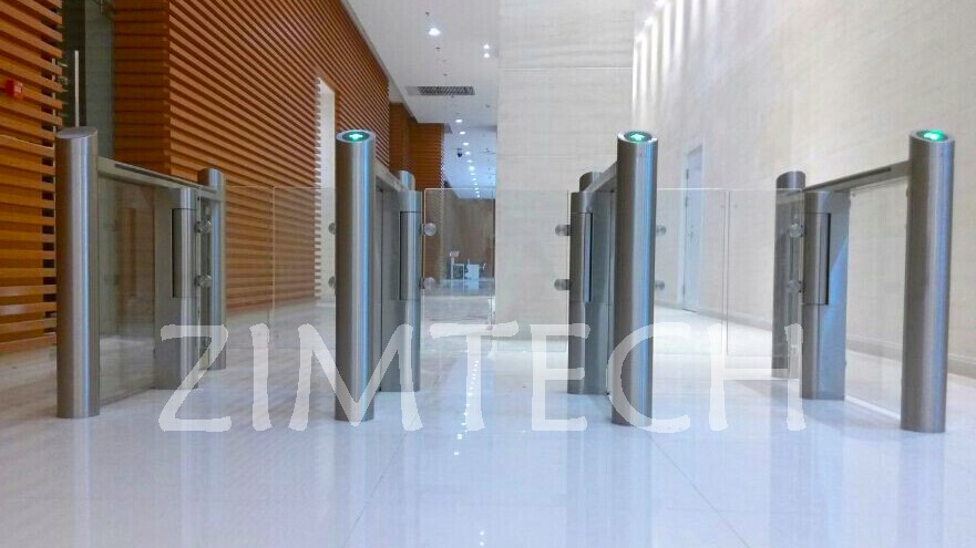 威海市家家悅集團(tuán)移動擺閘案例 - 中出網(wǎng)-智能出入口與停車充電門戶