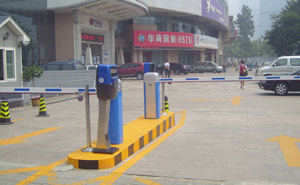 青島裕源大廈道閘案例