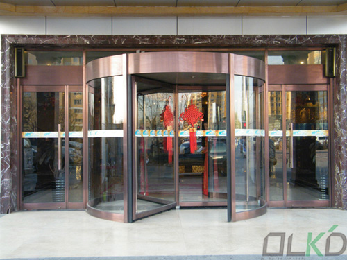 廊坊盛宴樓旋轉(zhuǎn)門工程案例 - 中出網(wǎng)-智能出入口與停車充電門戶