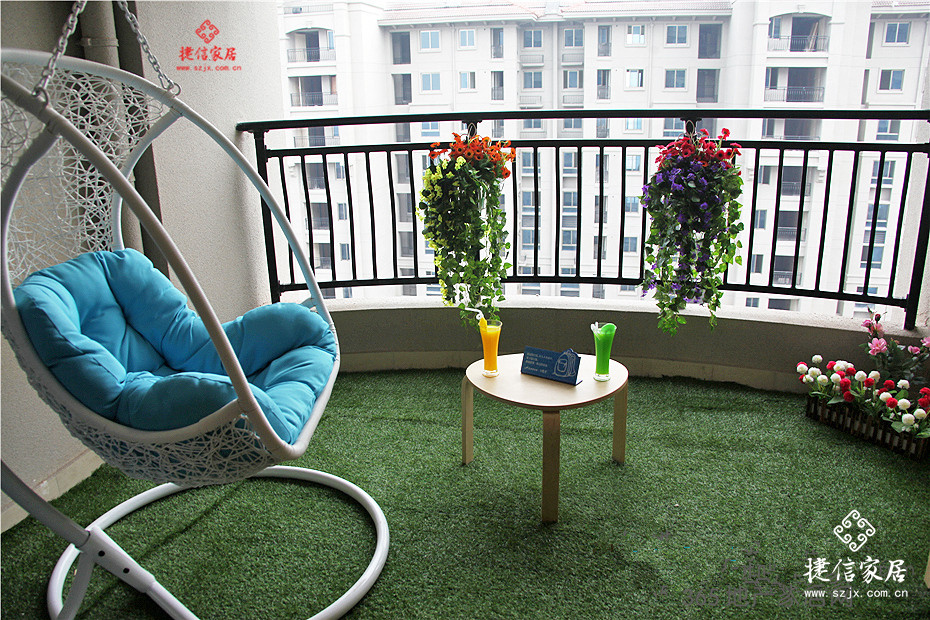 蕪湖碧桂園白鷺灣陽臺護窗欄桿案例