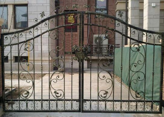 鐵藝大門 - 鐵藝大門