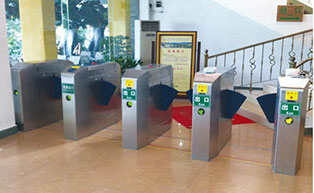 清遠盈盞酒店人行通道閘工程案例