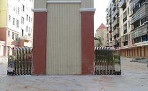 興國(guó)縣和諧欣城伸縮門案例 - 中出網(wǎng)-智能出入口與停車充電門戶