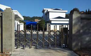 瑞金森林公安局澤覃派出所伸縮門(mén)案例