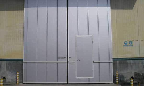 工業(yè)推拉門