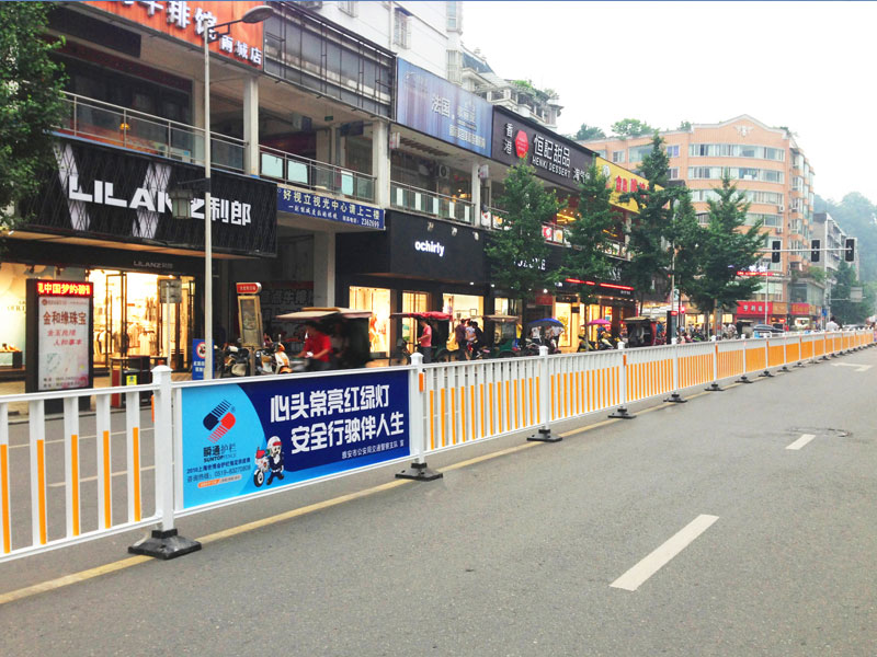 道路護欄 - 道路護欄廣告型