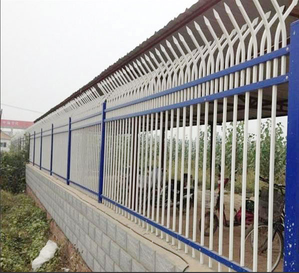 鋅鋼護(hù)欄 - 鋅鋼護(hù)欄雙向彎頭型1