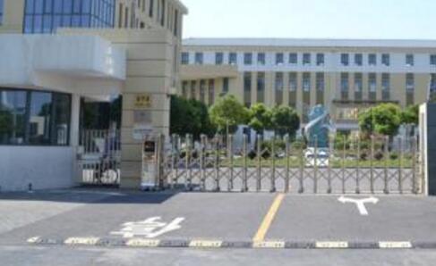 石家莊信息工程職業(yè)學院成功安裝石家莊出安智能伸縮門