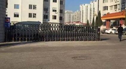 石家莊二中潤德學(xué)校采購石家莊出安智能電動伸縮門